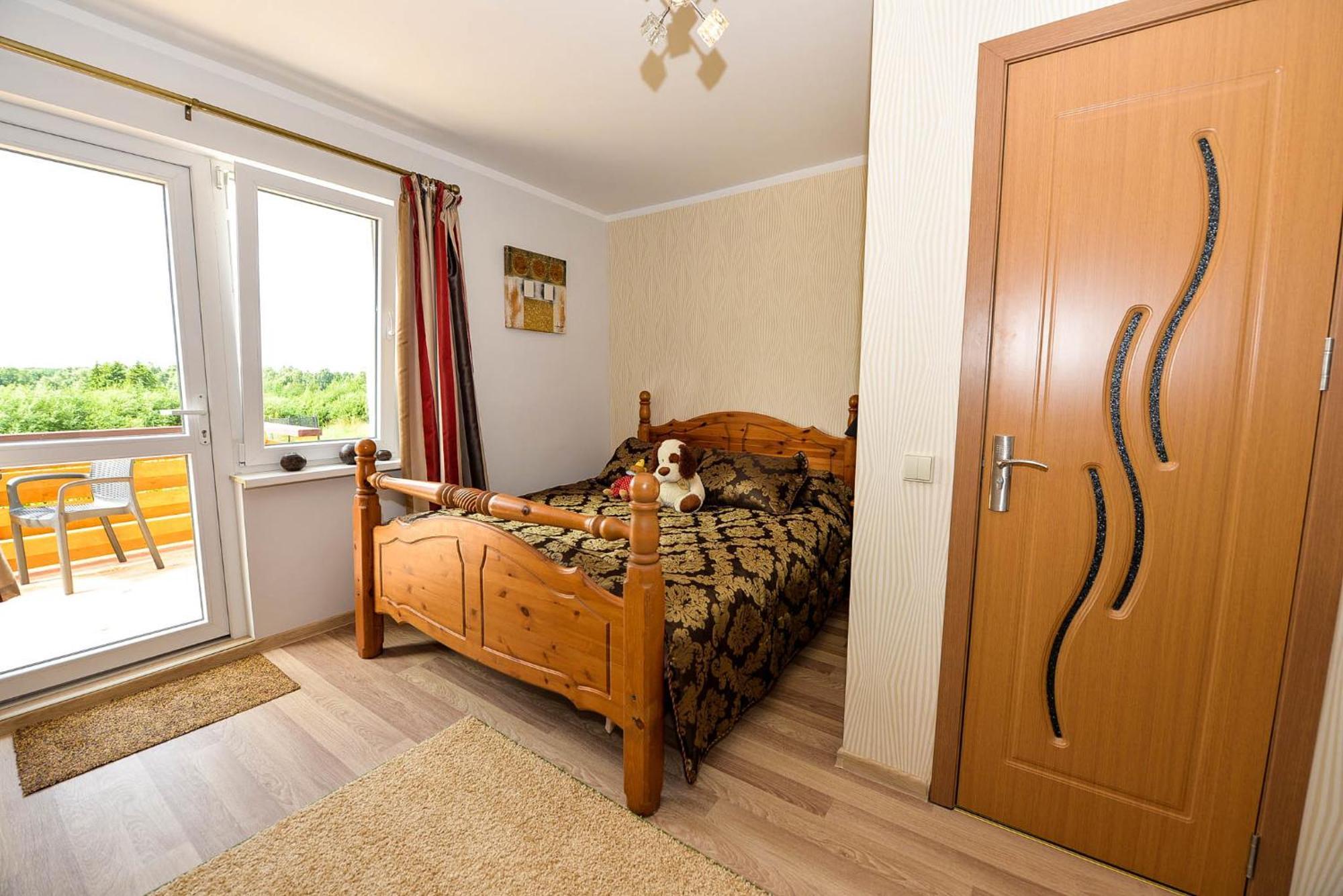 Viski Vila Hotel Palanga Szoba fotó
